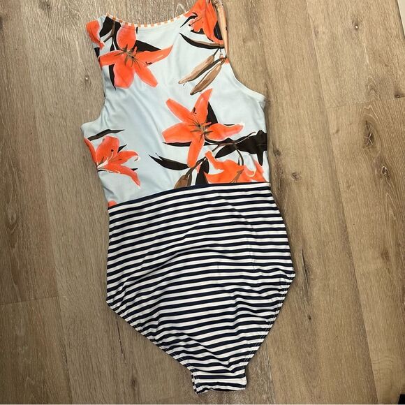 Albion Bombshell Sea Glass One Piece swimsuit size small - Picture 8 of 13